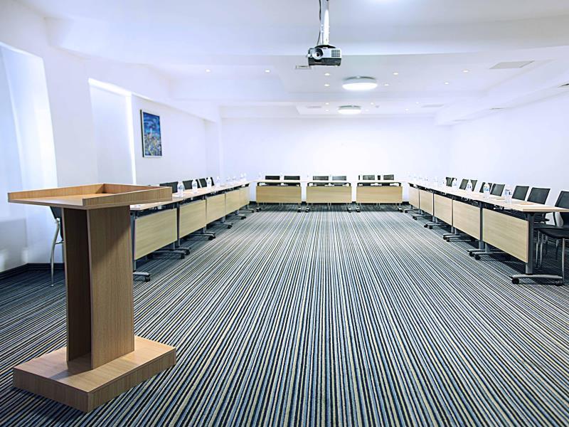 corporate_conf3